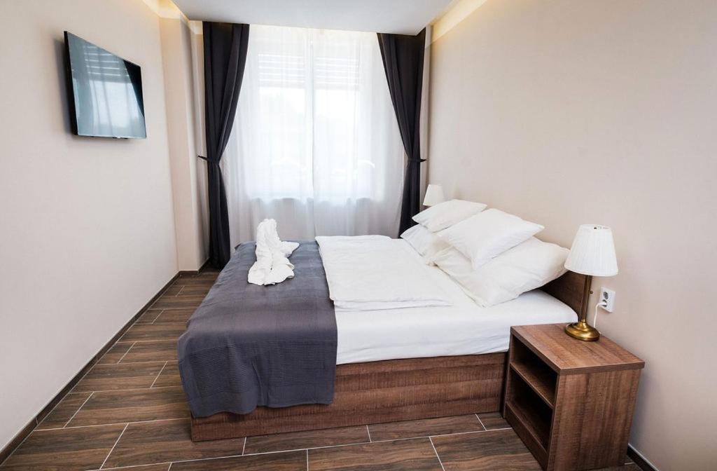 MP hotel Znojmo Buitenkant foto